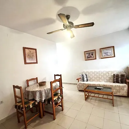 Marinasunbeach Bergantin Apartment Torrevieja